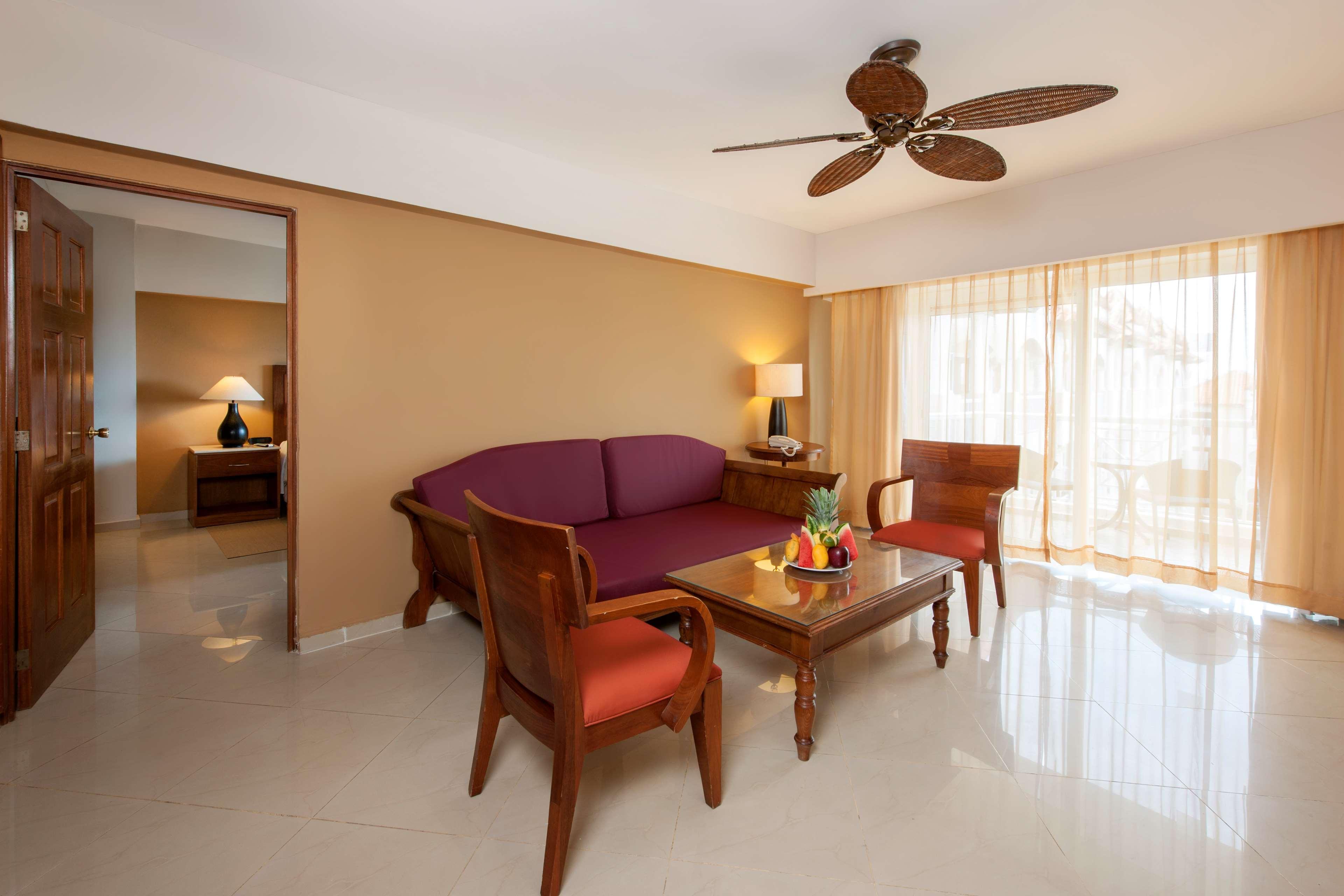 Resort Occidental Caribe 4*